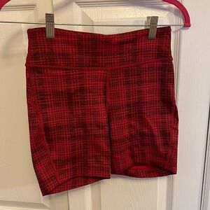 Outdoor Voices Move Free 6” Short Small